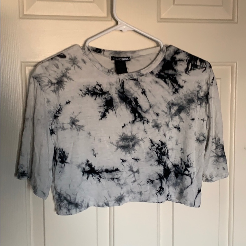 Fashion Nova Crop T Shirt